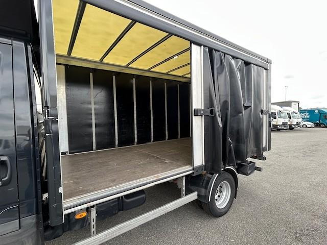 Iveco Daily 70C16 Plateau Brasseur Rideaux coulissant Hayon rabattable - Plachtová dodávka: obrázek 5 Iveco Daily 70C16 Plateau Brasseur Rideaux coulissant Hayon rabattable - Plachtová dodávka: obrázek 5