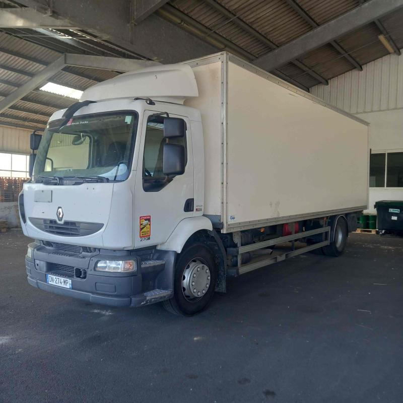 RENAULT MIDLUM 45M3 270 CV - Skříňový nákladní auto: obrázek 1 RENAULT MIDLUM 45M3 270 CV - Skříňový nákladní auto: obrázek 1