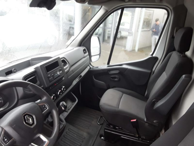 Renault Master 130 35 Fourgon nacelle - Autoplošina: obrázek 3 Renault Master 130 35 Fourgon nacelle - Autoplošina: obrázek 3