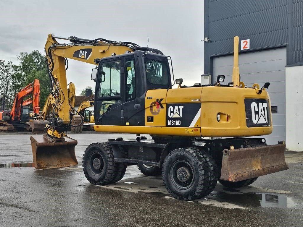 CAT M 316 D - Kolesové rýpadlo: obrázek 3 CAT M 316 D - Kolesové rýpadlo: obrázek 3