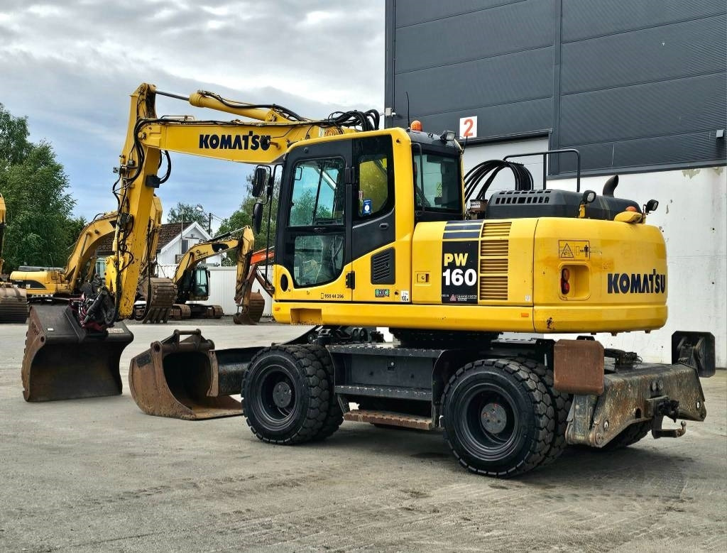 Komatsu pw 160 -8 - Kolesové rýpadlo: obrázek 3 Komatsu pw 160 -8 - Kolesové rýpadlo: obrázek 3