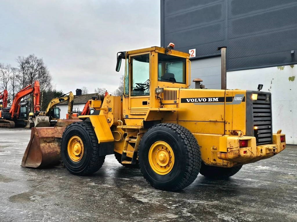 Volvo L90c - Kolový nakladač: obrázek 3 Volvo L90c - Kolový nakladač: obrázek 3