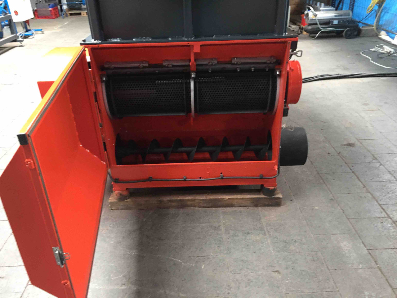 Průmyslový drtič WEIMA - SCHNEIDMÜHLE MIT HYDRAULIKSCHIEBER: obrázek 9