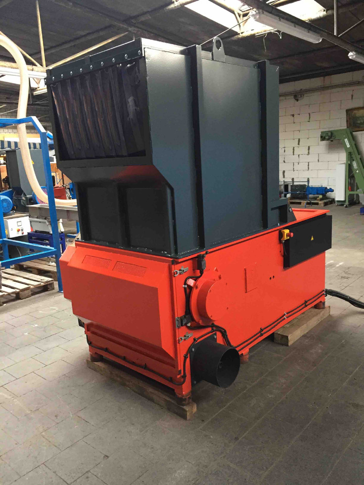 Průmyslový drtič WEIMA - SCHNEIDMÜHLE MIT HYDRAULIKSCHIEBER: obrázek 8