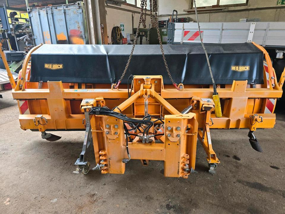 Beilhack Schneepflug PVF 34-4 Schneeschieber Schneeschild Schmidt für Unimog 405/10 405/12 UGN UGE LKW Winterdienst - Sněžný pluh: obrázek 2 Beilhack Schneepflug PVF 34-4 Schneeschieber Schneeschild Schmidt für Unimog 405/10 405/12 UGN UGE LKW Winterdienst - Sněžný pluh: obrázek 2