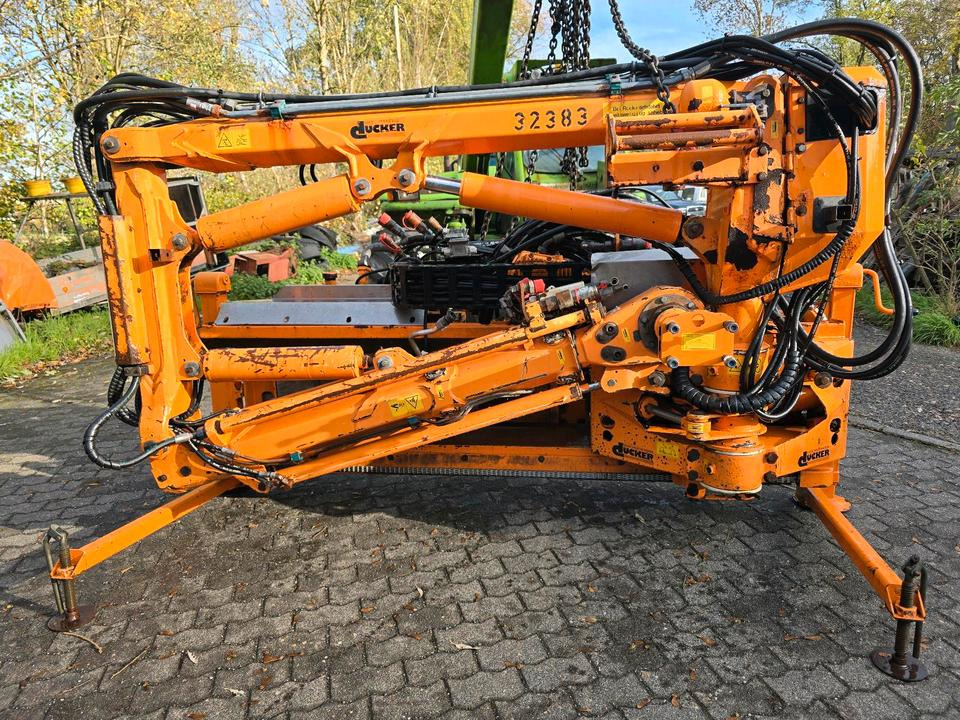 Dücker DUA 800 für Fendt Deutz Böschungsmäher Böschungsmulcher Traktor Bankettmäher 800 600 Mulag Una MHU - Příkopová sekačka: obrázek 4 Dücker DUA 800 für Fendt Deutz Böschungsmäher Böschungsmulcher Traktor Bankettmäher 800 600 Mulag Una MHU - Příkopová sekačka: obrázek 4