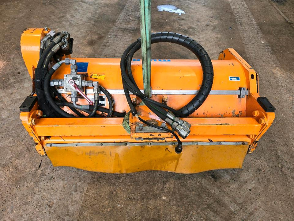 Gestrüppmähkopf Mulag GMK 1200 Forstmulcher Forstfräse Mähkopf Grasmähkopf Mähkorb Mähausleger Böschungsmäher Böschungsmulcher FME MKM DUA UNA Dücker MHU 800 700 600 FMK - Lesní mulčovač: obrázek 1 Gestrüppmähkopf Mulag GMK 1200 Forstmulcher Forstfräse Mähkopf Grasmähkopf Mähkorb Mähausleger Böschungsmäher Böschungsmulcher FME MKM DUA UNA Dücker MHU 800 700 600 FMK - Lesní mulčovač: obrázek 1