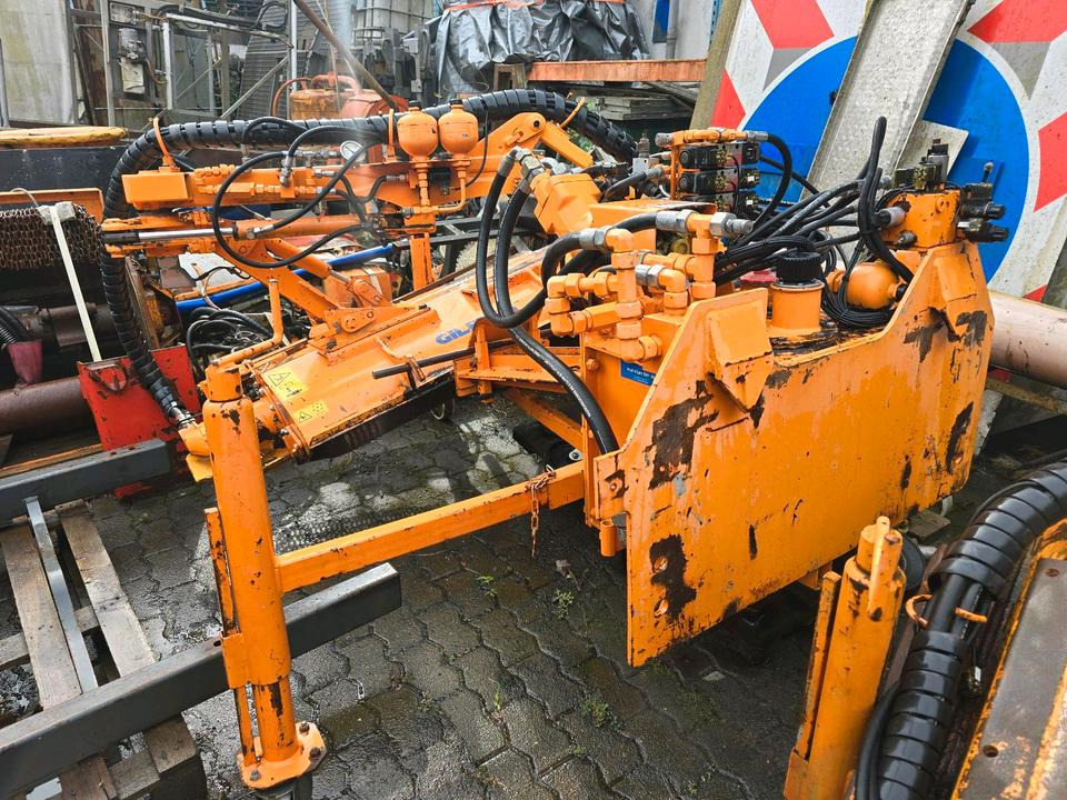 Gilbers GM 12 RL Randstreifenmäher Böschungsmulcher Böschungsmäher Seitenmulcher Mähausleger Dücker Mulag - Stranový mulčovač: obrázek 2 Gilbers GM 12 RL Randstreifenmäher Böschungsmulcher Böschungsmäher Seitenmulcher Mähausleger Dücker Mulag - Stranový mulčovač: obrázek 2