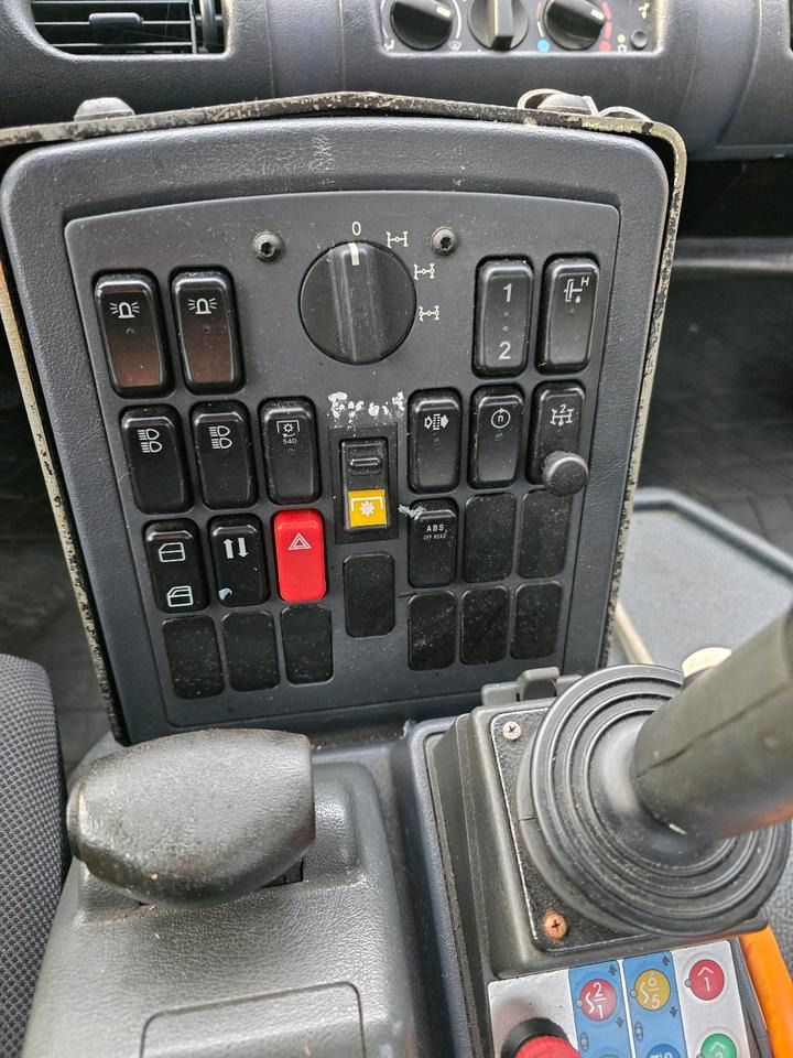 Komunální/ Speciální technika Unimog U400 Bluetec 5 2011 405 Mercedes-Benz U 300 500 423 427 430 527 530: obrázek 9