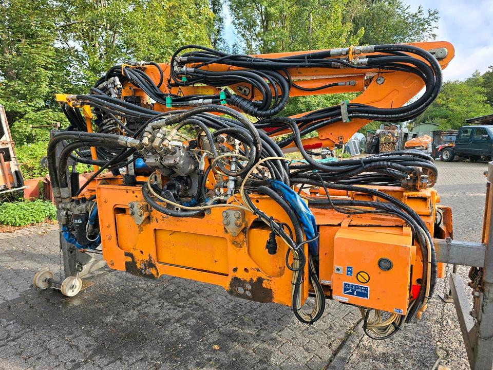 Mulag MFK 600 Mähausleger mit Randstreifenmäher MRF 350 Böschungsmäher Böschungsmulcher Hangmäher MKM 700 FME 600 500 - Příkopová sekačka: obrázek 4 Mulag MFK 600 Mähausleger mit Randstreifenmäher MRF 350 Böschungsmäher Böschungsmulcher Hangmäher MKM 700 FME 600 500 - Příkopová sekačka: obrázek 4