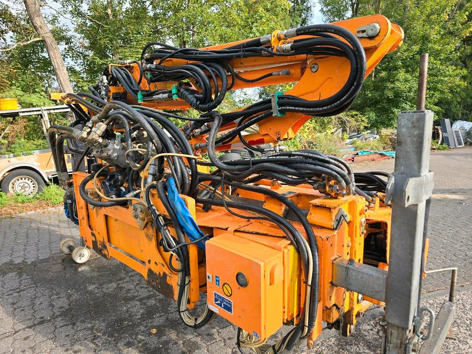 Mulag MFK 600 Mähausleger mit Randstreifenmäher MRF 350 Böschungsmäher Böschungsmulcher Hangmäher MKM 700 FME 600 500 - Příkopová sekačka: obrázek 5 Mulag MFK 600 Mähausleger mit Randstreifenmäher MRF 350 Böschungsmäher Böschungsmulcher Hangmäher MKM 700 FME 600 500 - Příkopová sekačka: obrázek 5