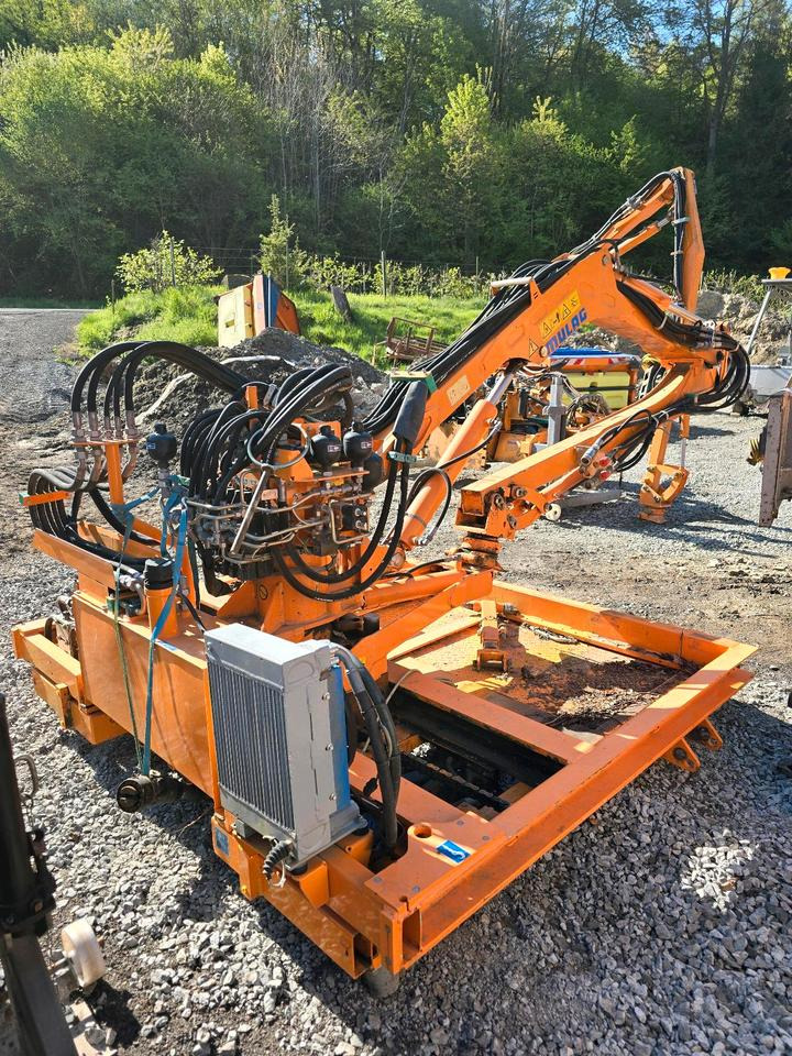 Mulag MHU 800 2013 Mähausleger Böschungsmäher Böschungsmulcher für Unimog 405 U 300 400 500 318 423 427 430 527 535 530 Mercedes-Benz - Příkopová sekačka: obrázek 1 Mulag MHU 800 2013 Mähausleger Böschungsmäher Böschungsmulcher für Unimog 405 U 300 400 500 318 423 427 430 527 535 530 Mercedes-Benz - Příkopová sekačka: obrázek 1