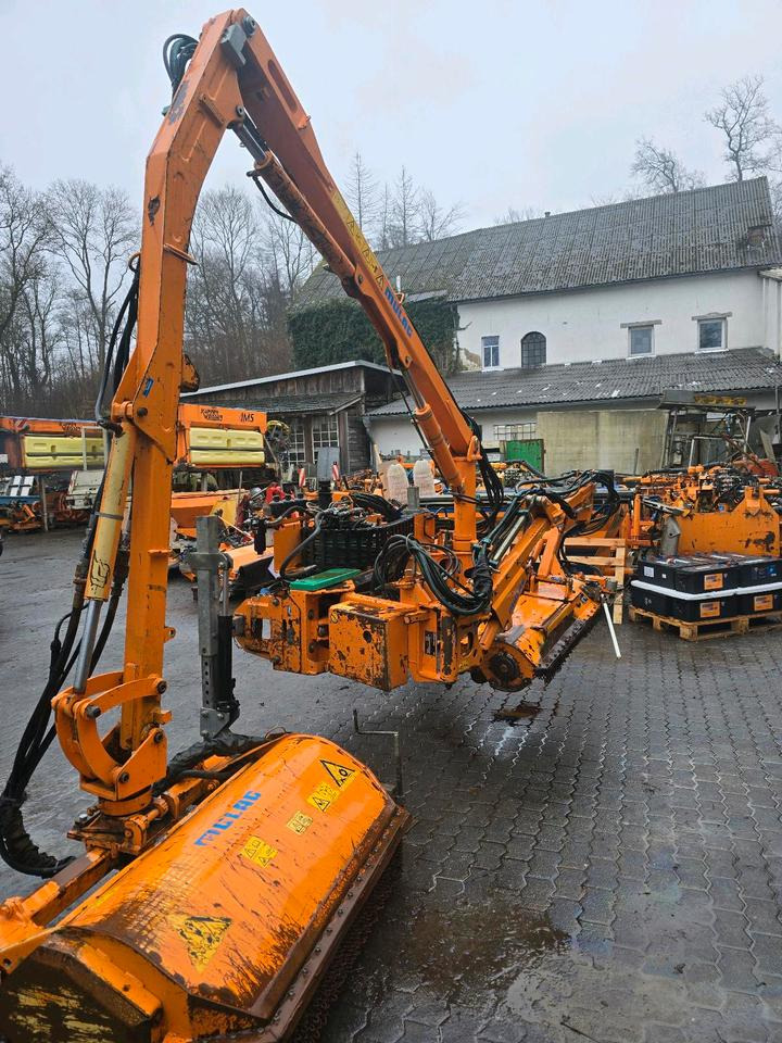 Mulag MKM 700 Böschungsmäher Böschungsmulcher FME für Unimog 405 U300 400 500 423 427 430 530 Dücker - Příkopová sekačka: obrázek 4 Mulag MKM 700 Böschungsmäher Böschungsmulcher FME für Unimog 405 U300 400 500 423 427 430 530 Dücker - Příkopová sekačka: obrázek 4