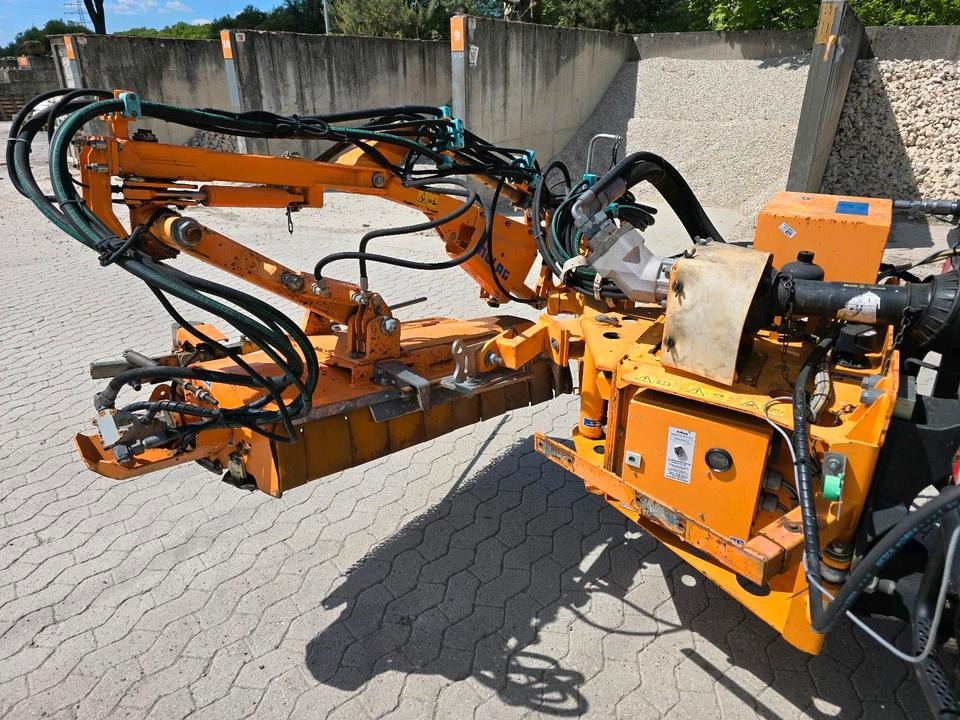 Mulag MRM 300 Randstreifenmäher Leitpfostenmähgerät Böschungsmäher Böschungsmulcher Unimog 400 300 500 423 430 318 530 Mulchgerät - Stranový mulčovač: obrázek 4 Mulag MRM 300 Randstreifenmäher Leitpfostenmähgerät Böschungsmäher Böschungsmulcher Unimog 400 300 500 423 430 318 530 Mulchgerät - Stranový mulčovač: obrázek 4