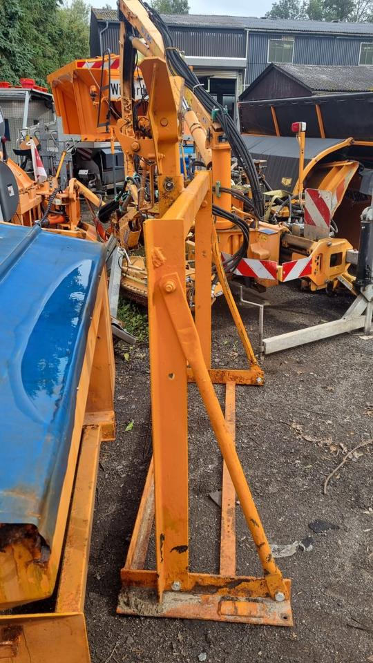 Mulag Parkrahmen für Unimog FME MKM Mähausleger Böschungsmulcher Böschungsmäher Seitenmulcher Randstreifenmäher U 300 400 500 405 427 530 Dücker - Rám/ Šasi pro Komunální/ Speciální technika: obrázek 4 Mulag Parkrahmen für Unimog FME MKM Mähausleger Böschungsmulcher Böschungsmäher Seitenmulcher Randstreifenmäher U 300 400 500 405 427 530 Dücker - Rám/ Šasi pro Komunální/ Speciální technika: obrázek 4