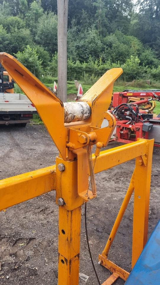 Mulag Parkrahmen für Unimog FME MKM Mähausleger Böschungsmulcher Böschungsmäher Seitenmulcher Randstreifenmäher U 300 400 500 405 427 530 Dücker - Rám/ Šasi pro Komunální/ Speciální technika: obrázek 3 Mulag Parkrahmen für Unimog FME MKM Mähausleger Böschungsmulcher Böschungsmäher Seitenmulcher Randstreifenmäher U 300 400 500 405 427 530 Dücker - Rám/ Šasi pro Komunální/ Speciální technika: obrázek 3