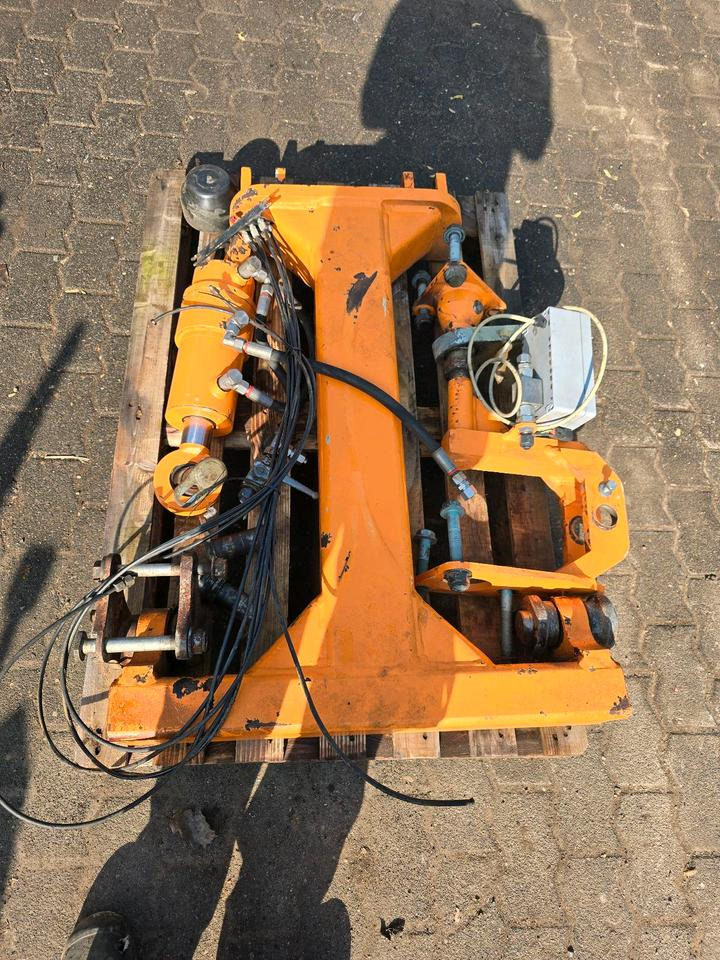 Mulag Torsionsrahmen TR Unimog 405 U300 U 290 300 400 500 Mähausleger Böschungsmäher Böschungsmulcher FME MKM Dücker DUA Achssperre - Příkopová sekačka: obrázek 1 Mulag Torsionsrahmen TR Unimog 405 U300 U 290 300 400 500 Mähausleger Böschungsmäher Böschungsmulcher FME MKM Dücker DUA Achssperre - Příkopová sekačka: obrázek 1