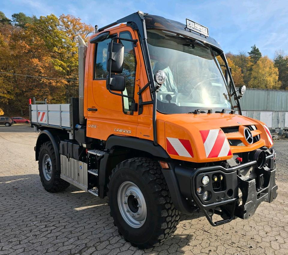 NEUFAHRZEUG Unimog U219 EAS NKS-Z-UGE-43 Mercedes-Benz 405/10 405/12 UGE Mercedes-Benz U 318 323 327 423 427 429 430 EasyDrive - Vozidlo pro zimní údržbu: obrázek 2 NEUFAHRZEUG Unimog U219 EAS NKS-Z-UGE-43 Mercedes-Benz 405/10 405/12 UGE Mercedes-Benz U 318 323 327 423 427 429 430 EasyDrive - Vozidlo pro zimní údržbu: obrázek 2