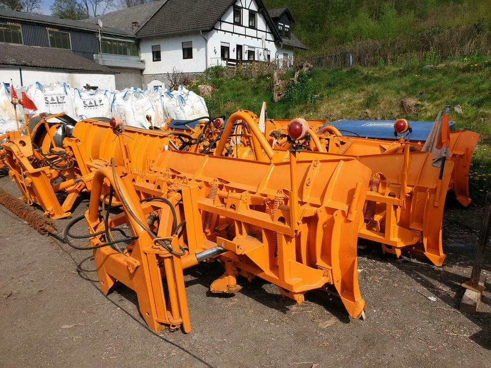 Schneepflug Schneeschild Schmidt Beilhack Epoke Küpper Weisser - Sněžný pluh: obrázek 2 Schneepflug Schneeschild Schmidt Beilhack Epoke Küpper Weisser - Sněžný pluh: obrázek 2