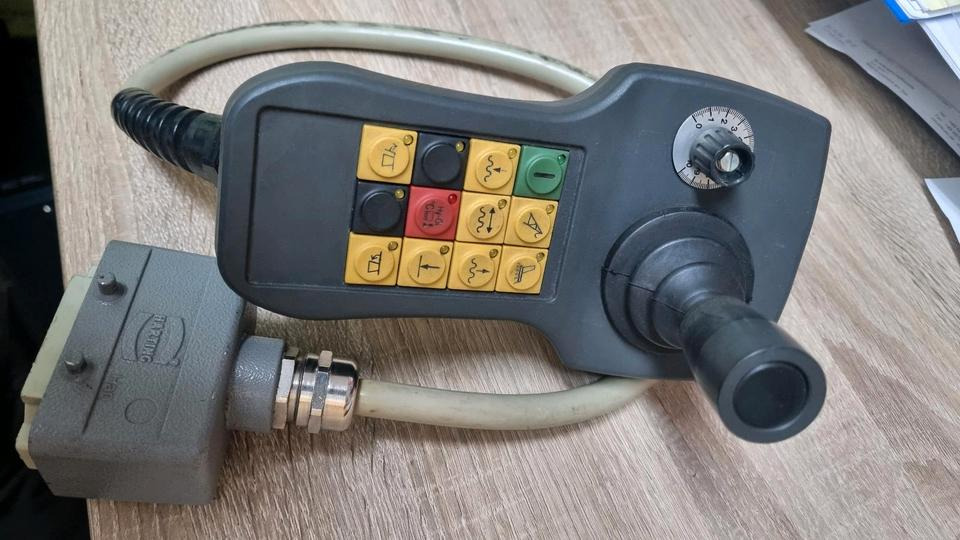 Schneepflug Steuerung Joysticksteuerung Beilhack Schmidt Nido 293827 Joysticksteuerung - Kabina a interiér pro Komunální/ Speciální technika: obrázek 1 Schneepflug Steuerung Joysticksteuerung Beilhack Schmidt Nido 293827 Joysticksteuerung - Kabina a interiér pro Komunální/ Speciální technika: obrázek 1