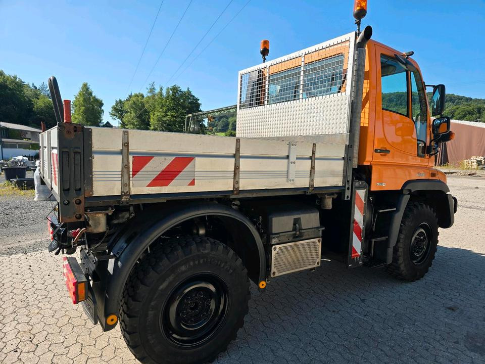 Unimog U290 405/10 UGN UGE Mercedes-Benz U 290 300 400 500 405/12 Kipper Pritsche - Vozidlo pro zimní údržbu: obrázek 4 Unimog U290 405/10 UGN UGE Mercedes-Benz U 290 300 400 500 405/12 Kipper Pritsche - Vozidlo pro zimní údržbu: obrázek 4