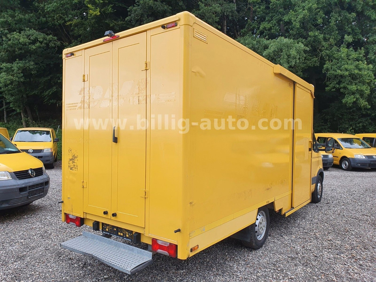 Iveco Daily 1.Hand*EU4* Regale Integralkoffer DHL POST - Furgon: obrázek 3 Iveco Daily 1.Hand*EU4* Regale Integralkoffer DHL POST - Furgon: obrázek 3