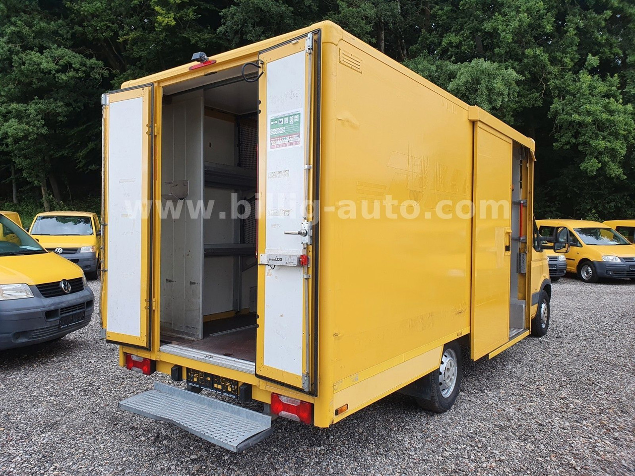 Iveco Daily 1.Hand*EU4* Regale Integralkoffer DHL POST - Furgon: obrázek 5 Iveco Daily 1.Hand*EU4* Regale Integralkoffer DHL POST - Furgon: obrázek 5