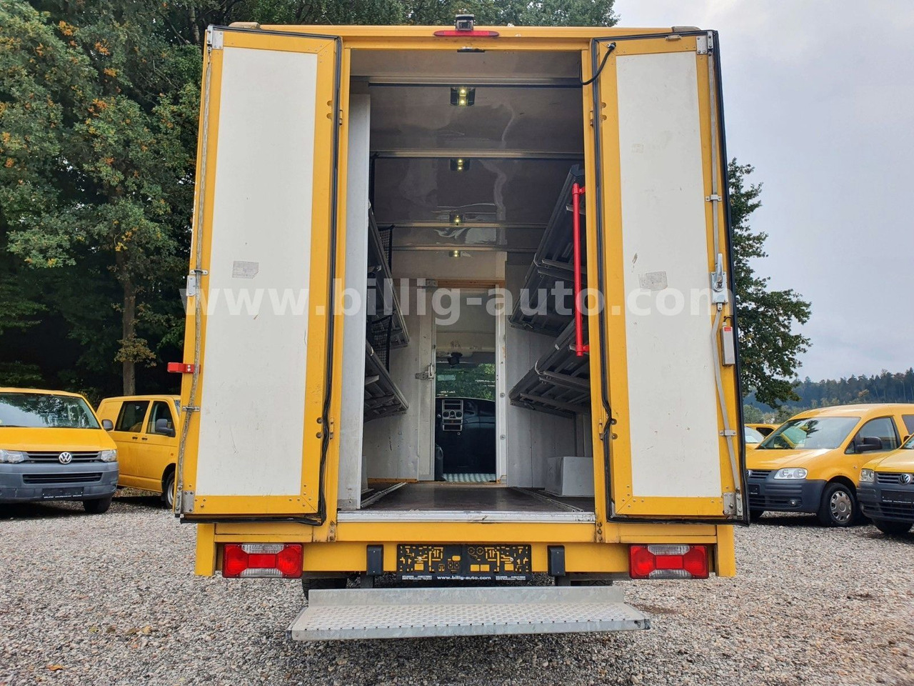 Iveco Daily 1.Hd*EU4*Luftfed.* Integralkoffer DHL POST - Osobní auto: obrázek 5 Iveco Daily 1.Hd*EU4*Luftfed.* Integralkoffer DHL POST - Osobní auto: obrázek 5