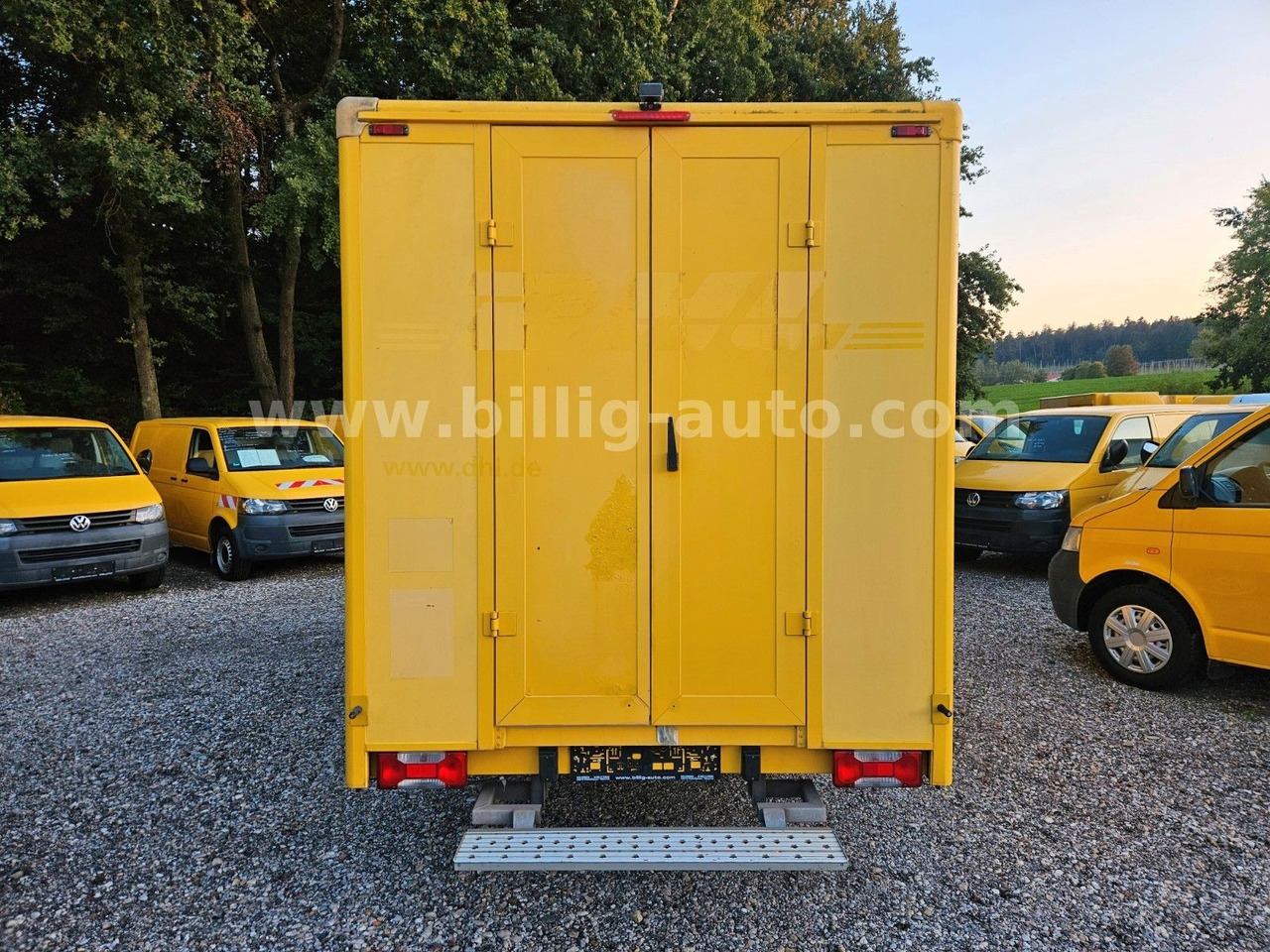 Iveco Daily Koffer Kasten Integralkoffer Automatik - Dodávka skřín: obrázek 4 Iveco Daily Koffer Kasten Integralkoffer Automatik - Dodávka skřín: obrázek 4
