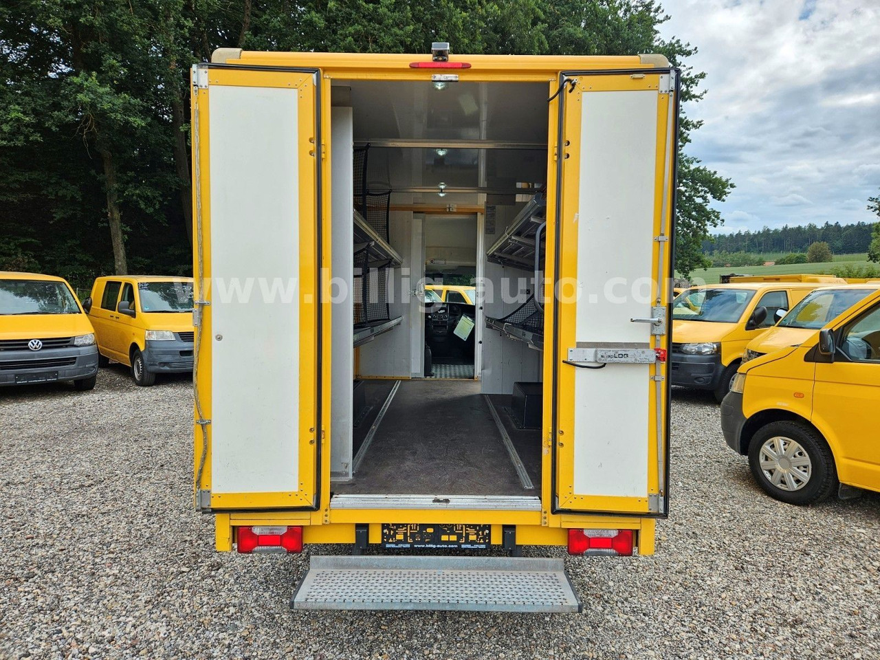Iveco Daily Koffer Postkoffer Euro 5 Facelift Camper - Osobní auto: obrázek 5 Iveco Daily Koffer Postkoffer Euro 5 Facelift Camper - Osobní auto: obrázek 5