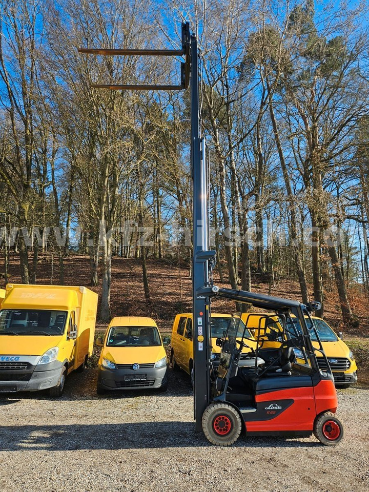 Linde E25 R Roadster , 6.880mm Hubhöhe, StVZO hydr. Zi - Elektrický vysokozdvižný vozík: obrázek 1 Linde E25 R Roadster , 6.880mm Hubhöhe, StVZO hydr. Zi - Elektrický vysokozdvižný vozík: obrázek 1