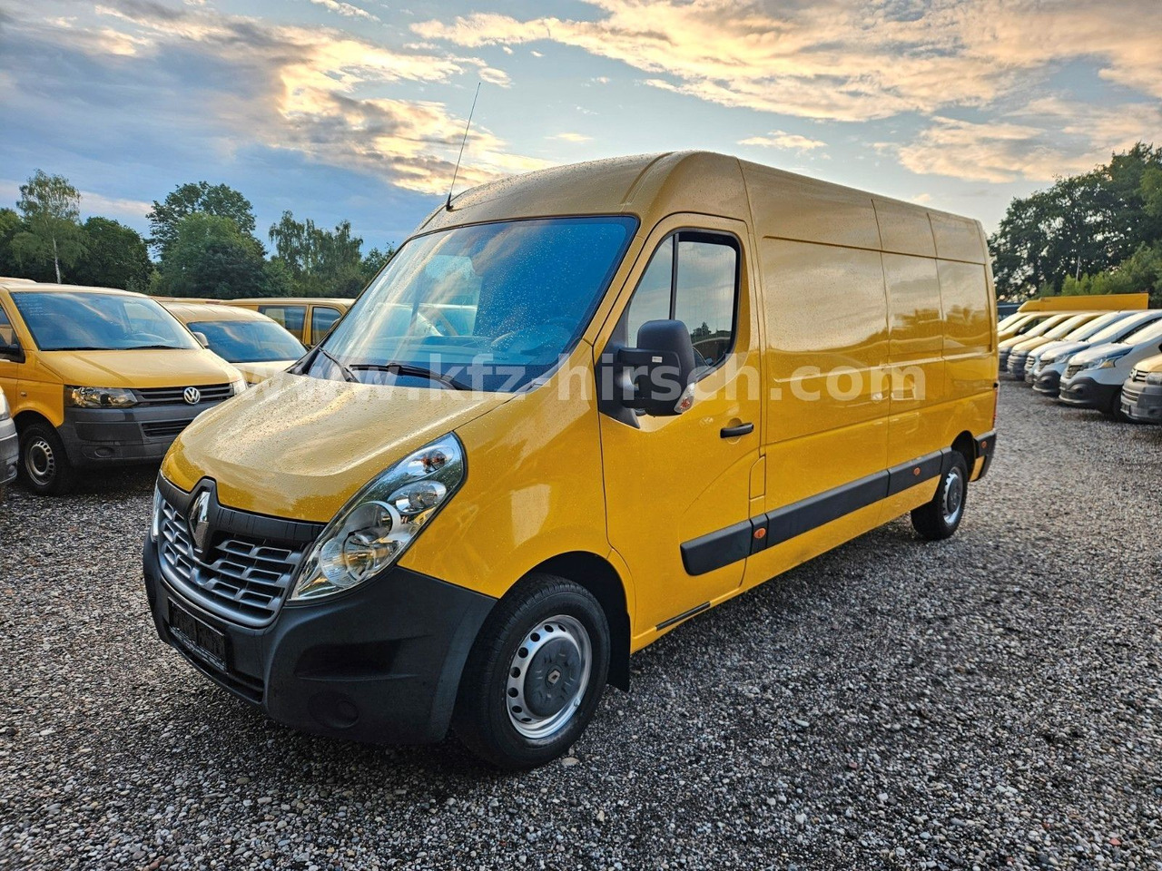 Renault Master EURO 6 *Klima*EU6*Bluetooth*Kamera*MAXI - Furgon: obrázek 4 Renault Master EURO 6 *Klima*EU6*Bluetooth*Kamera*MAXI - Furgon: obrázek 4