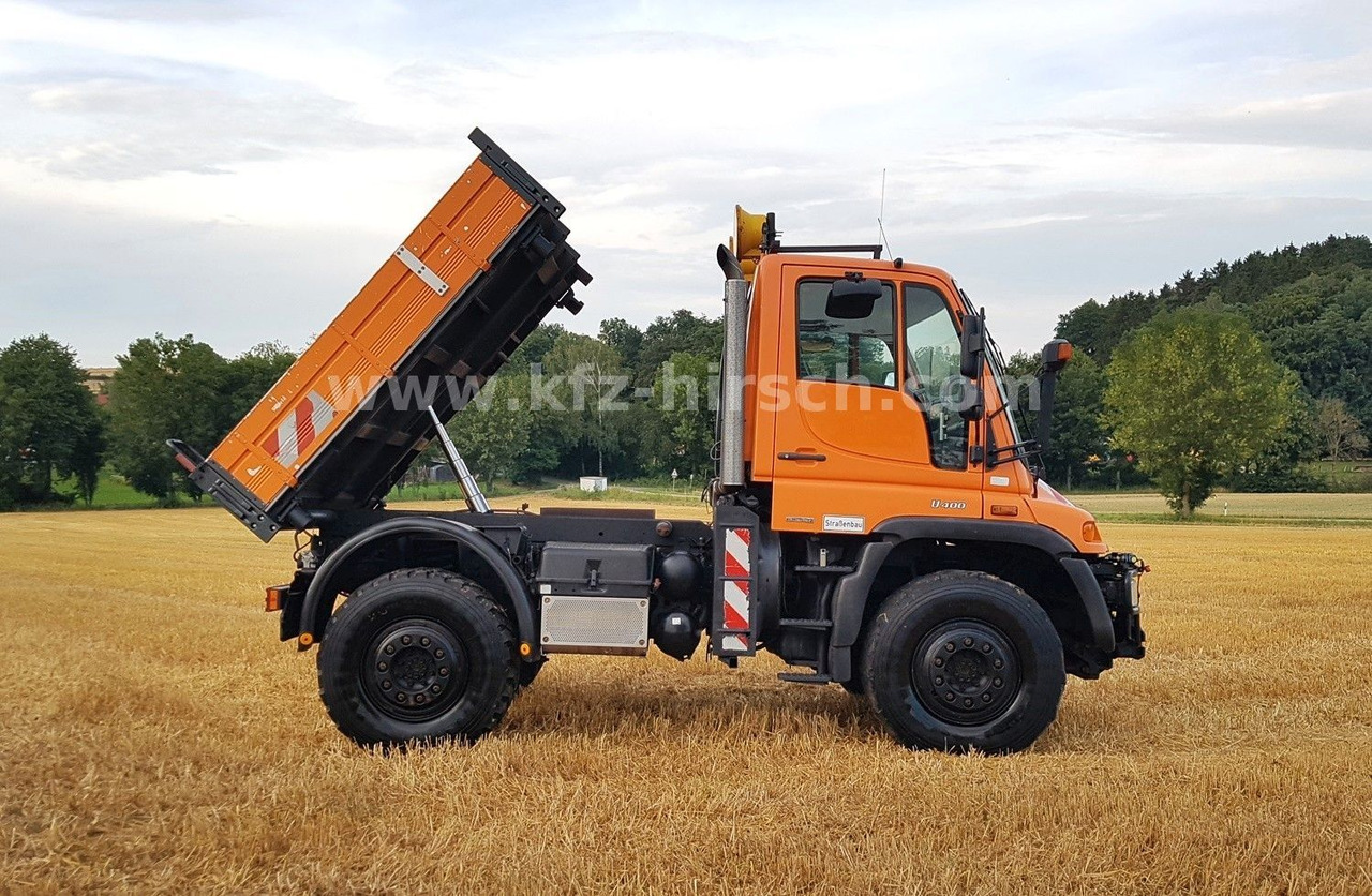 Unimog U400 405/12*HYDROSTAT*VARIOPILOT*Euro4*Kipper - Sklápěč: obrázek 2 Unimog U400 405/12*HYDROSTAT*VARIOPILOT*Euro4*Kipper - Sklápěč: obrázek 2