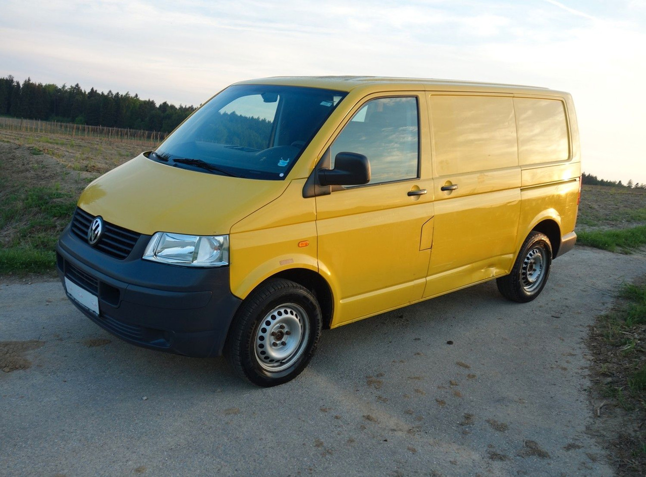 Volkswagen T5 1.9 TDI Transporter 2xSchiebetüre 1.Hand - Mikrobus: obrázek 4 Volkswagen T5 1.9 TDI Transporter 2xSchiebetüre 1.Hand - Mikrobus: obrázek 4