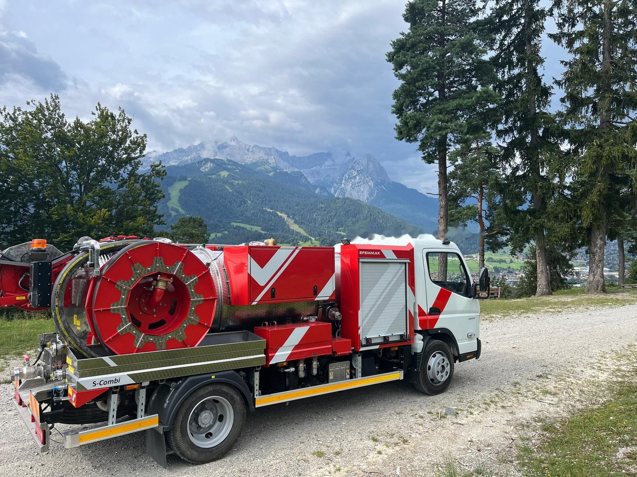 EFEMMAK S-Combi Combined Sewer Jetting And Vacuum Vehicle - Čistič odpadových jam: obrázek 1 EFEMMAK S-Combi Combined Sewer Jetting And Vacuum Vehicle - Čistič odpadových jam: obrázek 1