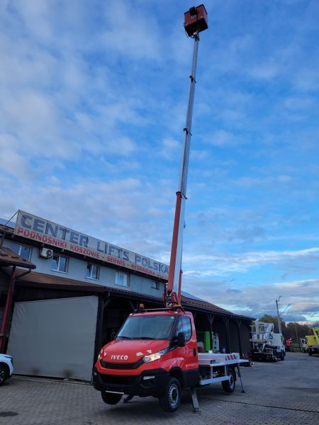 Autoplošina Iveco Daily 35S11 podnośnik koszowy 20 m Multitel MT202DS: obrázek 12 Autoplošina Iveco Daily 35S11 podnośnik koszowy 20 m Multitel MT202DS: obrázek 12