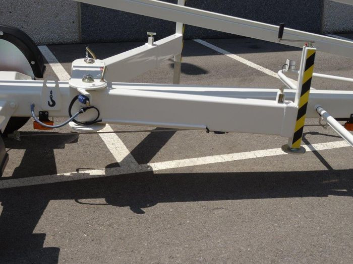 Matilsa Parma 15 nowy podnośnik koszowy na przyczepie - Přívěsná plošina: obrázek 3 Matilsa Parma 15 nowy podnośnik koszowy na przyczepie - Přívěsná plošina: obrázek 3