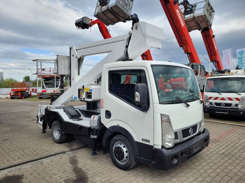 Nissan Cabstar NT400 podnośnik koszowy Palfinger P200 AXE boom lift bucket truck - Autoplošina: obrázek 3 Nissan Cabstar NT400 podnośnik koszowy Palfinger P200 AXE boom lift bucket truck - Autoplošina: obrázek 3