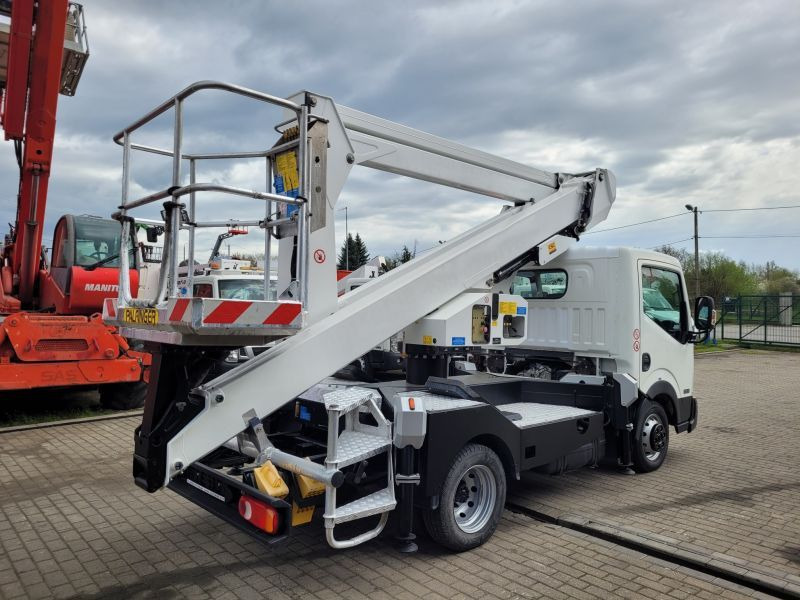 Nissan Cabstar NT400 podnośnik koszowy Palfinger P200 AXE boom lift bucket truck - Autoplošina: obrázek 5 Nissan Cabstar NT400 podnośnik koszowy Palfinger P200 AXE boom lift bucket truck - Autoplošina: obrázek 5