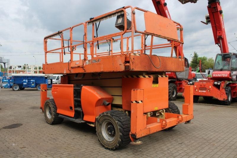 Podnośnik nożycowy 4x4 terenowy 15 m JLG 4394 RT - Nůžková plošina: obrázek 4 Podnośnik nożycowy 4x4 terenowy 15 m JLG 4394 RT - Nůžková plošina: obrázek 4