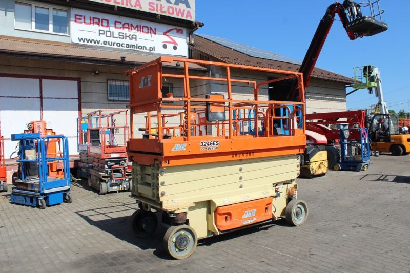 Podnośnik nożycowy elektryczny 12 m JLG 3246 ES - Nůžková plošina: obrázek 1 Podnośnik nożycowy elektryczny 12 m JLG 3246 ES - Nůžková plošina: obrázek 1