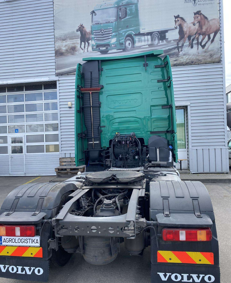 Volvo FH460 - Tahač: obrázek 4 Volvo FH460 - Tahač: obrázek 4