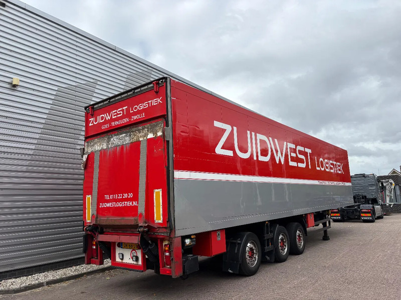 Schmitz Cargobull SKO 24 / SAV ASSEN / DHOLLANDIA 3000 kg / CARRIER MAXIMA 1300 / 1x stuuras / APK - TUV SEPTEMBER 2026 / - Chladírenský návěs: obrázek 4 Schmitz Cargobull SKO 24 / SAV ASSEN / DHOLLANDIA 3000 kg / CARRIER MAXIMA 1300 / 1x stuuras / APK - TUV SEPTEMBER 2026 / - Chladírenský návěs: obrázek 4