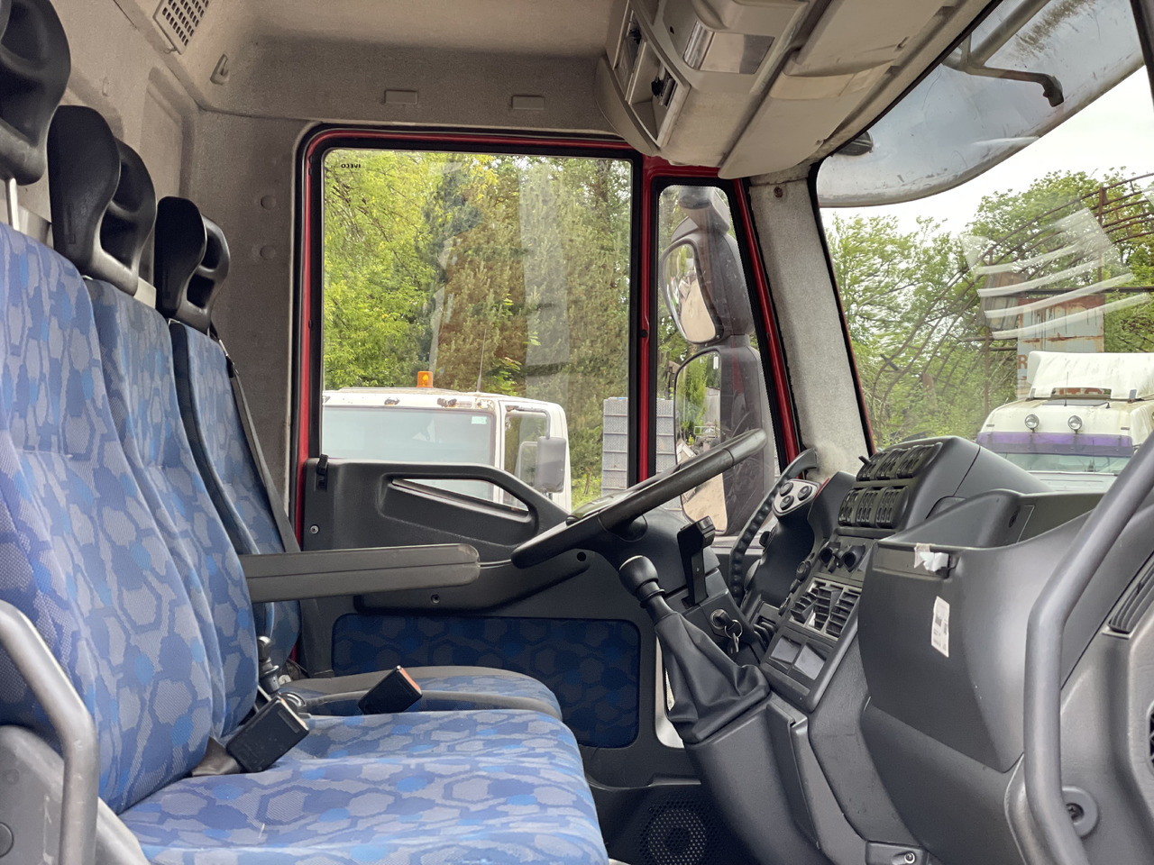 Auto s hydraulickou rukou IVECO EUROCARGO: obrázek 14