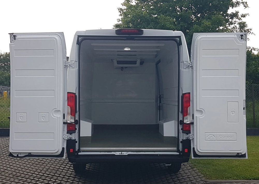 Fiat DUCATO L4H2 CHŁODNIA AGREGAT IZOTERMA MAX DŁUGI WYSOKI ZANOTTI Z250S-D FUNKCJA GRZANIA KLIMA - Chladící dodávka: obrázek 5 Fiat DUCATO L4H2 CHŁODNIA AGREGAT IZOTERMA MAX DŁUGI WYSOKI ZANOTTI Z250S-D FUNKCJA GRZANIA KLIMA - Chladící dodávka: obrázek 5