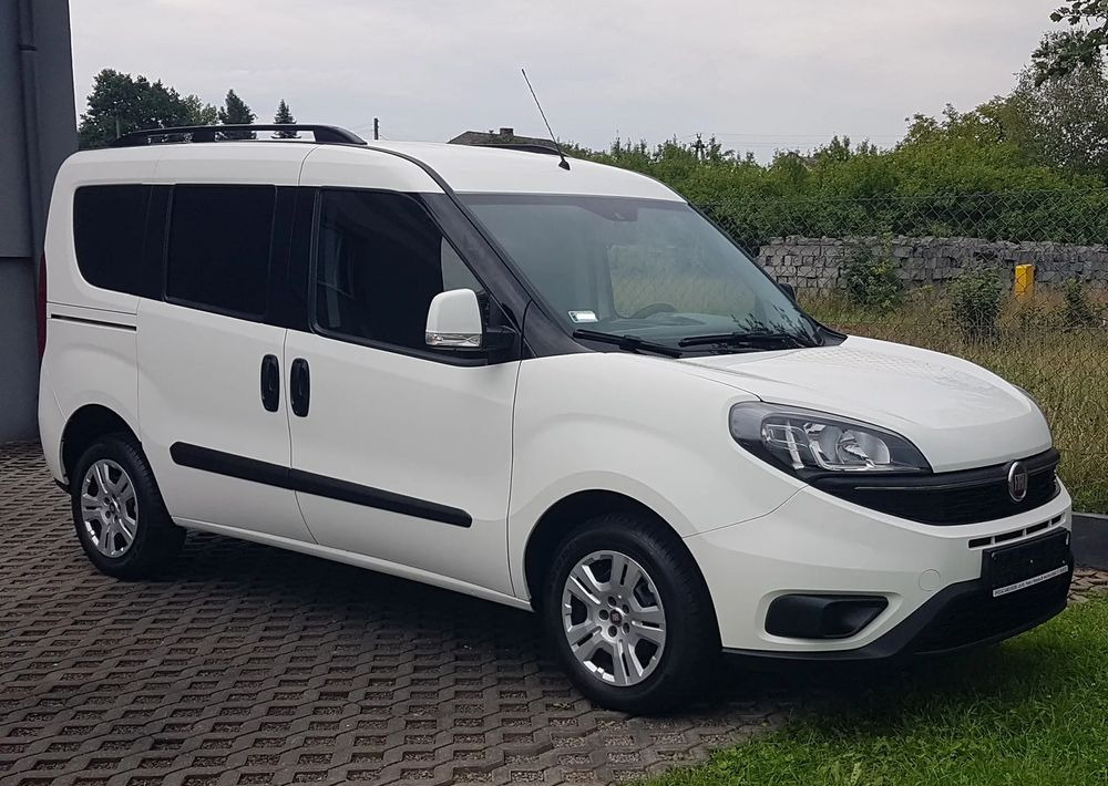 Fiat Doblo 1.6 Multijet 16V Easy - Osobní auto: obrázek 1 Fiat Doblo 1.6 Multijet 16V Easy - Osobní auto: obrázek 1