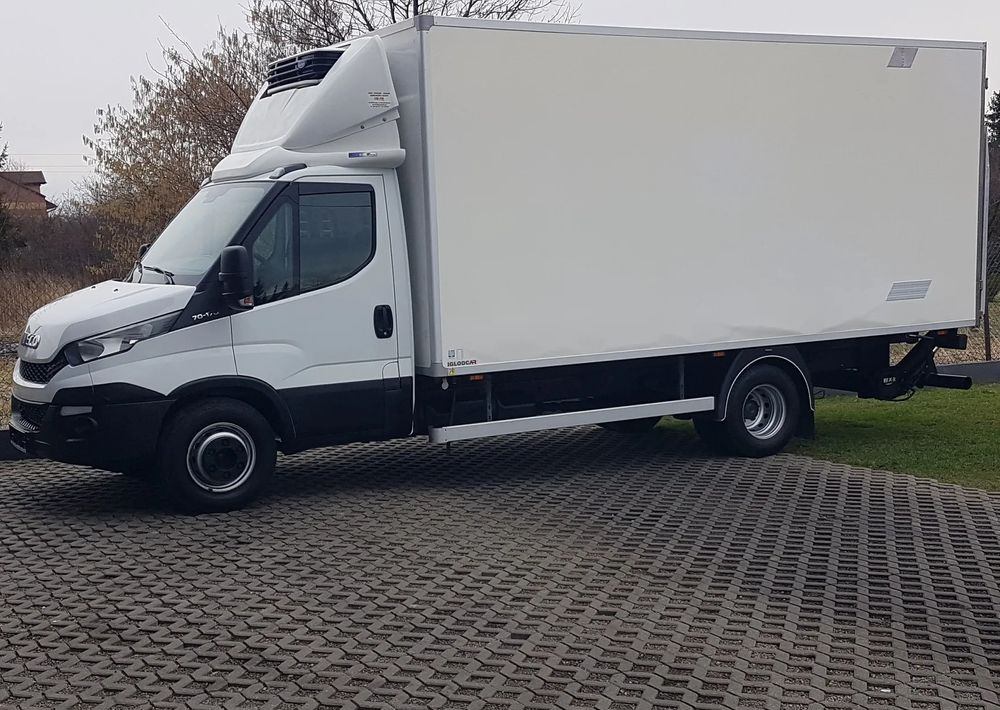 Iveco Daily 70-170 WINDA CHŁODNIA 10EP AGREGAT IZOTERMA - Chladírenský nákladní automobil: obrázek 2 Iveco Daily 70-170 WINDA CHŁODNIA 10EP AGREGAT IZOTERMA - Chladírenský nákladní automobil: obrázek 2