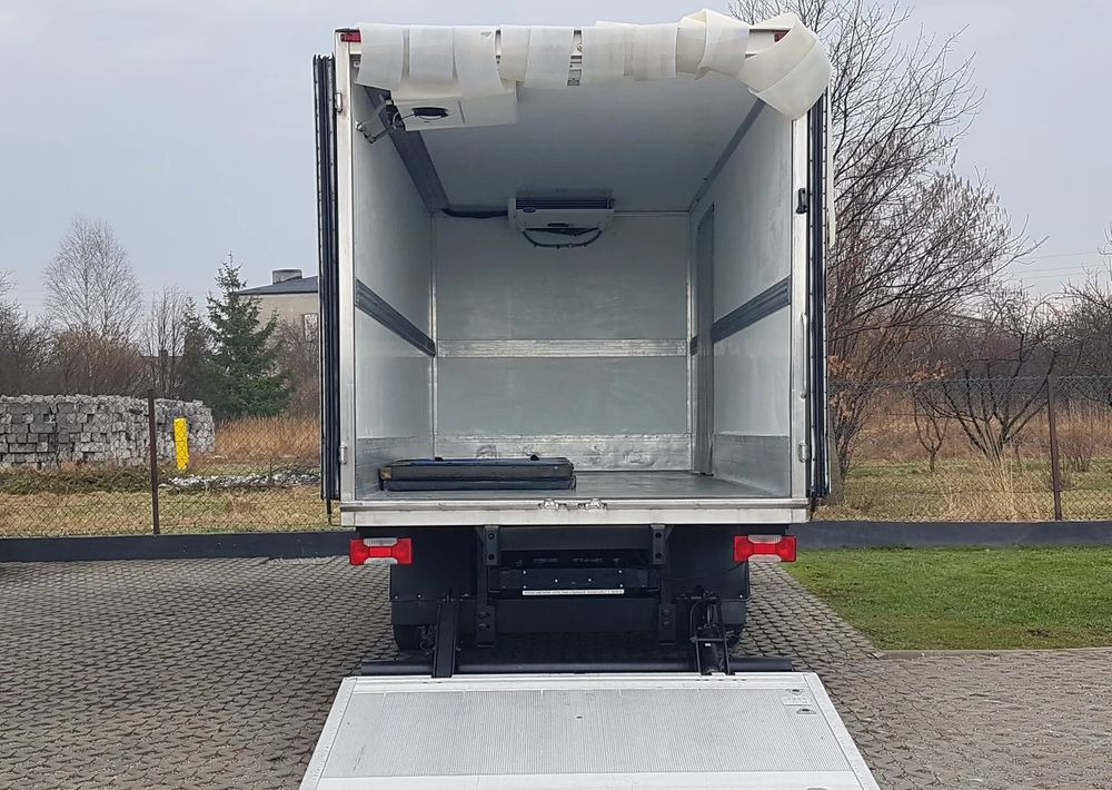 Iveco Daily 70-170 WINDA CHŁODNIA 10EP AGREGAT IZOTERMA - Chladírenský nákladní automobil: obrázek 5 Iveco Daily 70-170 WINDA CHŁODNIA 10EP AGREGAT IZOTERMA - Chladírenský nákladní automobil: obrázek 5