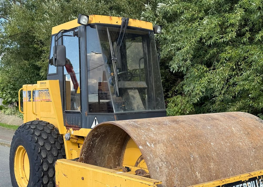 Caterpillar * Walec Drogowy CAT CS-563 * - Válec: obrázek 4 Caterpillar * Walec Drogowy CAT CS-563 * - Válec: obrázek 4