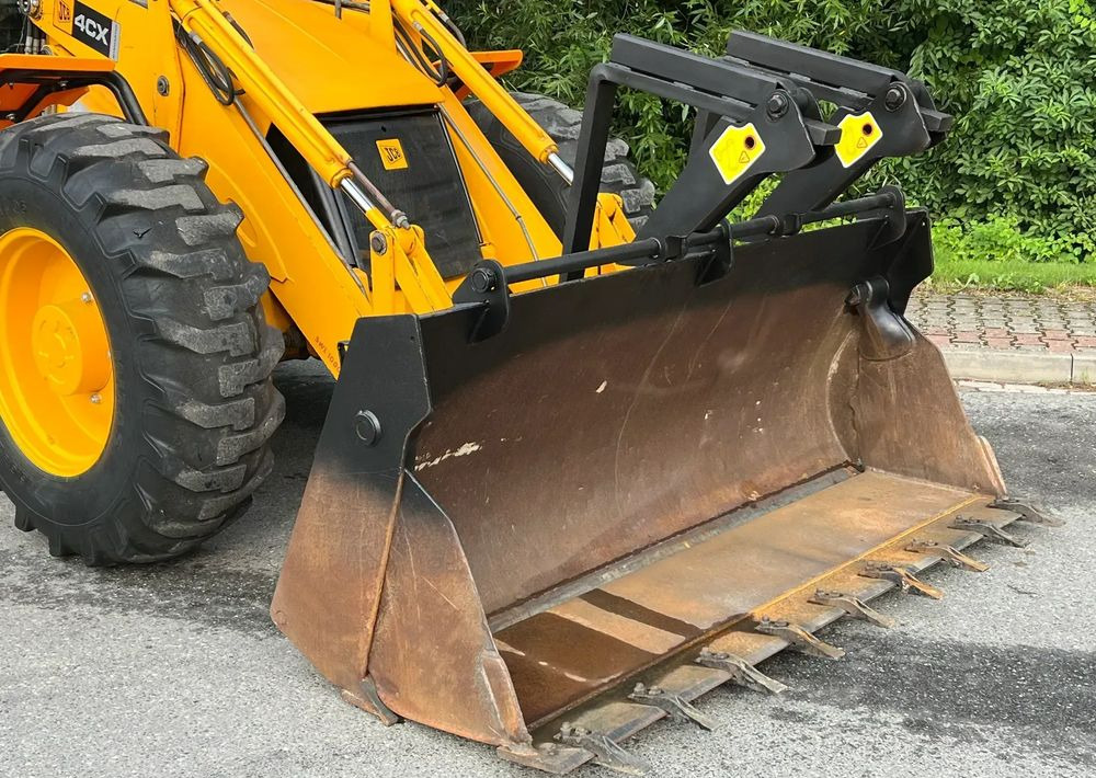 JCB * Koparko Ładowarka JCB 4CX * Joystick * TORQUELOCK * Bardzo Dobry Stan * - Rýpadlo-nakladač: obrázek 2 JCB * Koparko Ładowarka JCB 4CX * Joystick * TORQUELOCK * Bardzo Dobry Stan * - Rýpadlo-nakladač: obrázek 2
